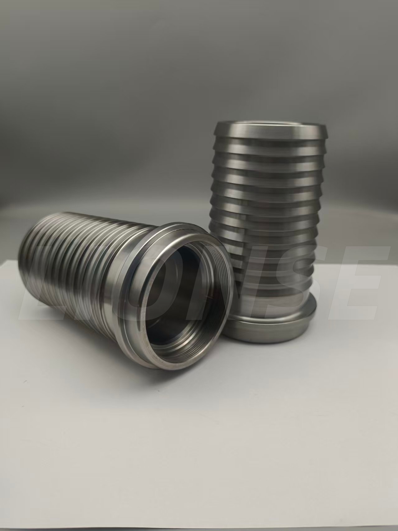 सीएनसी मशीनिंग आणि स्टेनलेस स्टीलच्या भागांचे टर्निंग